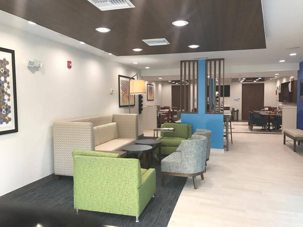 Holiday Inn Express - Naples South - I-75 By Ihg Golden Gate Exterior foto